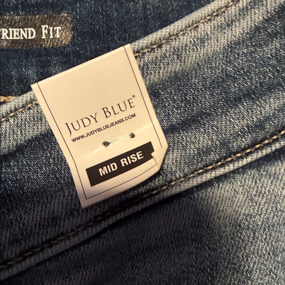 Judy Blue High Rise Jeans in Washed Gray - Picture 6 of 6